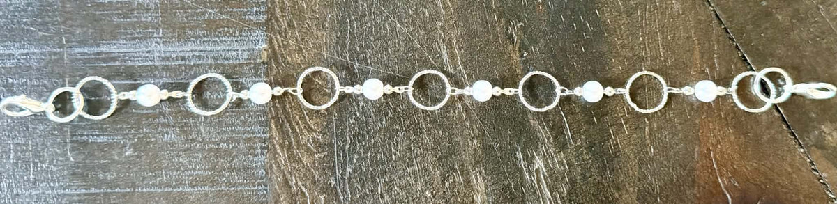 Christmas Hat Chains: 9 Sassy Holiday Chains for Truckers