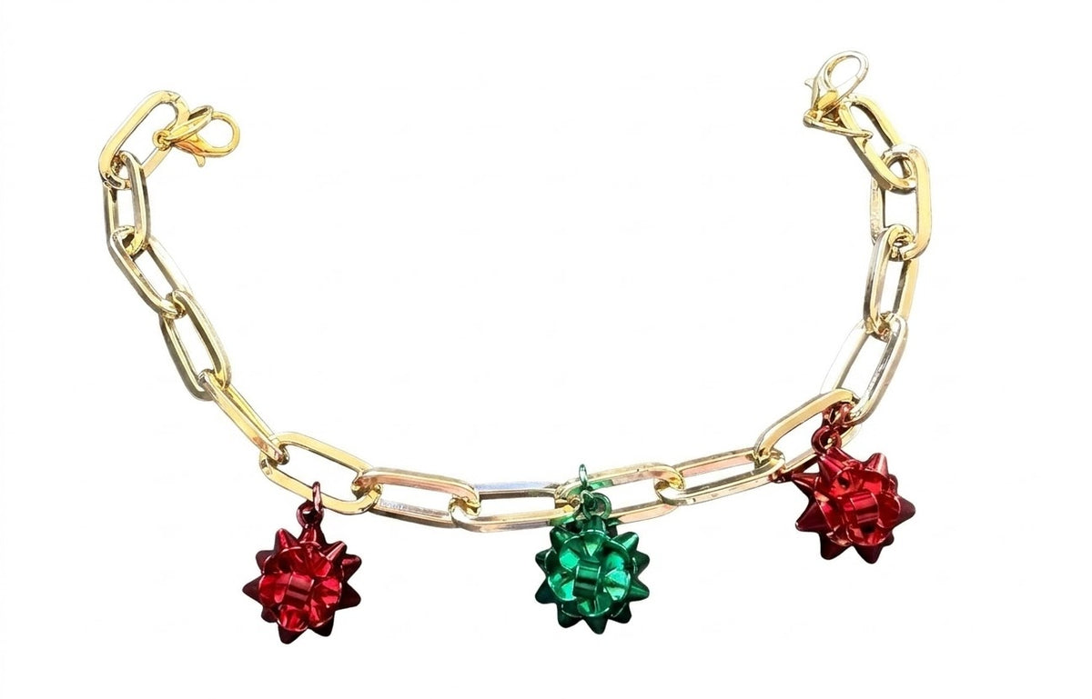 Christmas Hat Chains: 9 Sassy Holiday Chains for Truckers