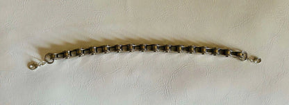 Edgy Biker Chain Trucker Hat Accessory – Metal Chain Band